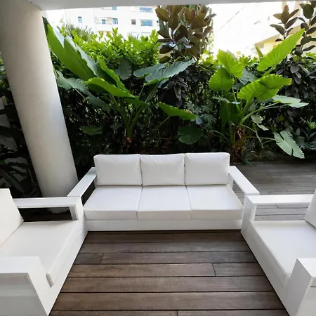Luxurious 2-bedroom - Center